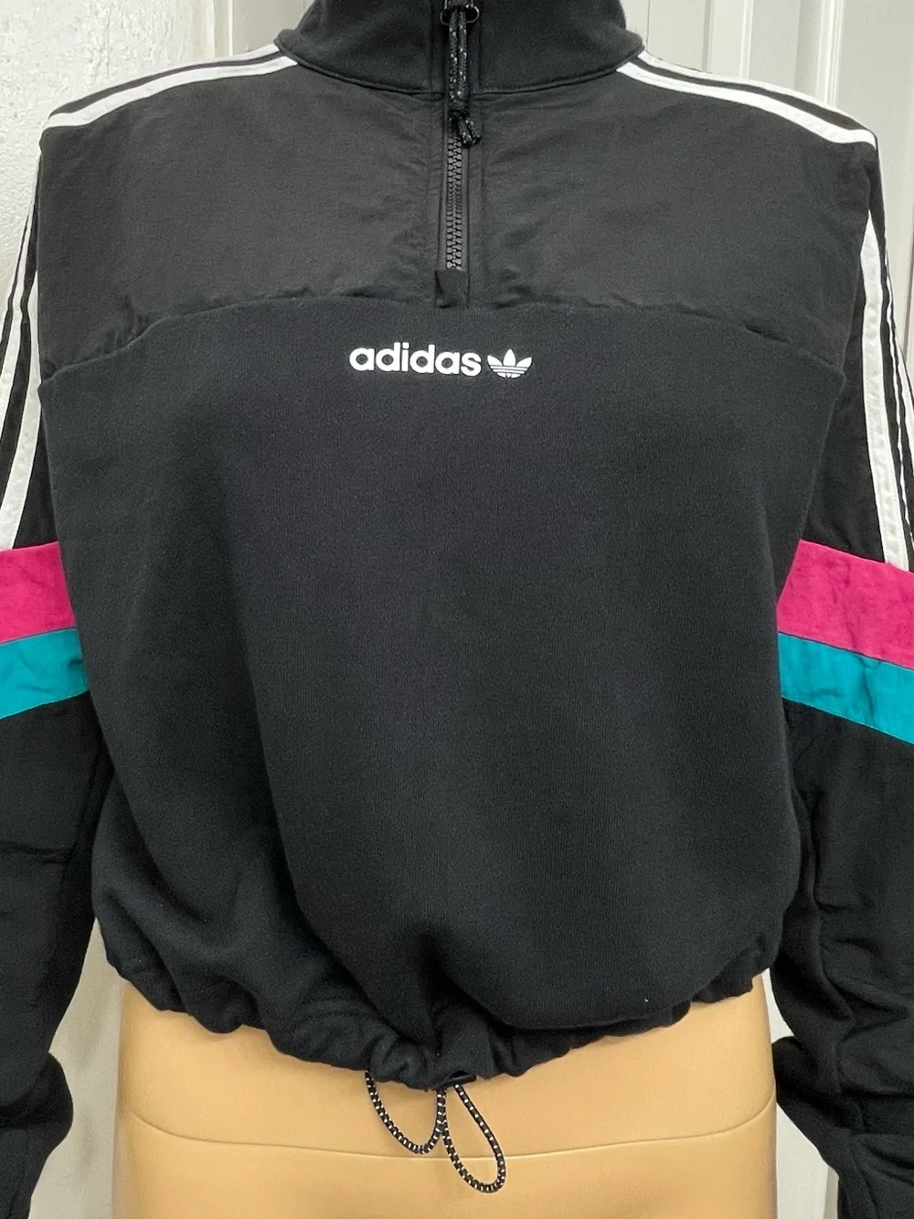 adidas Originals Half-Zip Crop Track Jacket Black Cropped Active Top size L - Picture 8 of 13